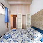 Prázdninový dům Gaudi - Vicens Sant Isidoro (Apulia)